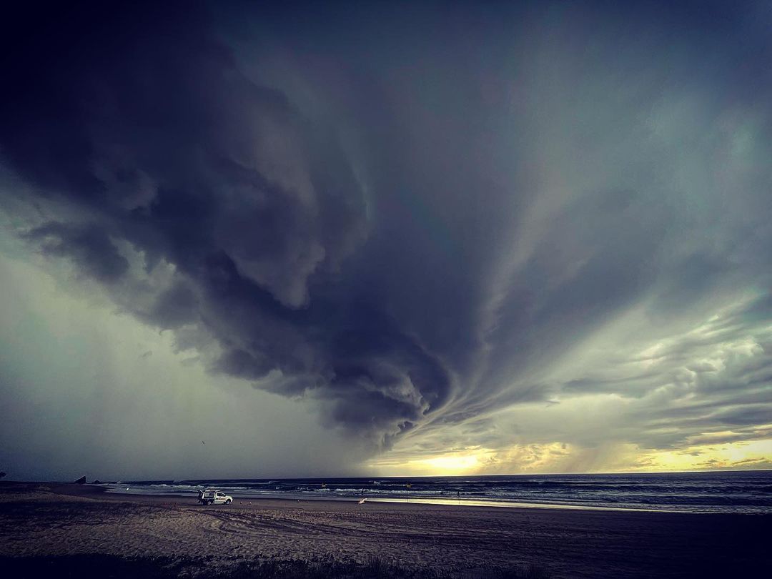 Surprise morning storms stun SE Queensland