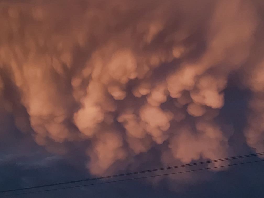 The fascinating and slightly saucy story behind these mammatus clouds
