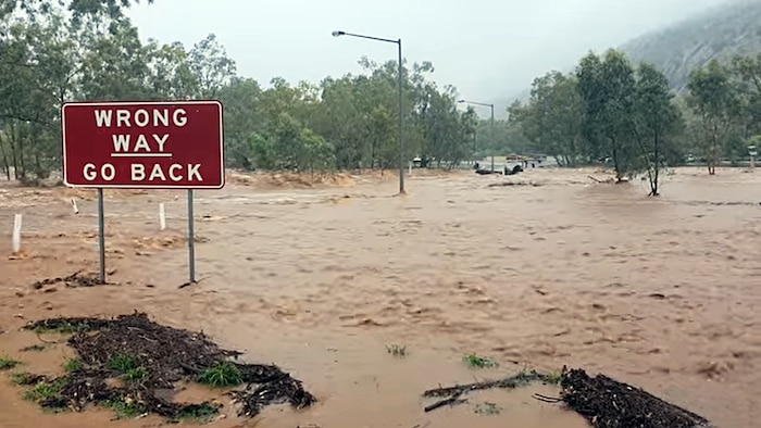 BOM forecasts heavy rain, flooding as more wet weather descends upon eastern Australia