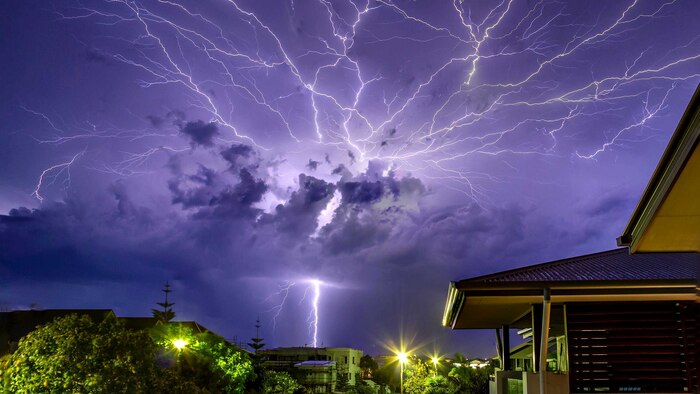 What is megaflash lightning? And do we see it in Australia?