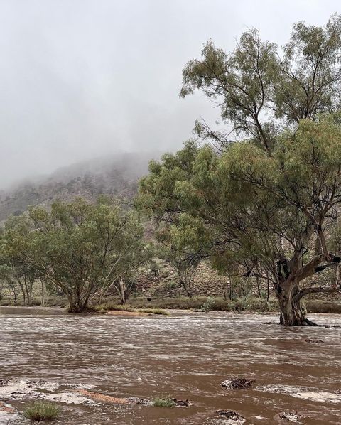 Todd River flows after Alice Springs deluge