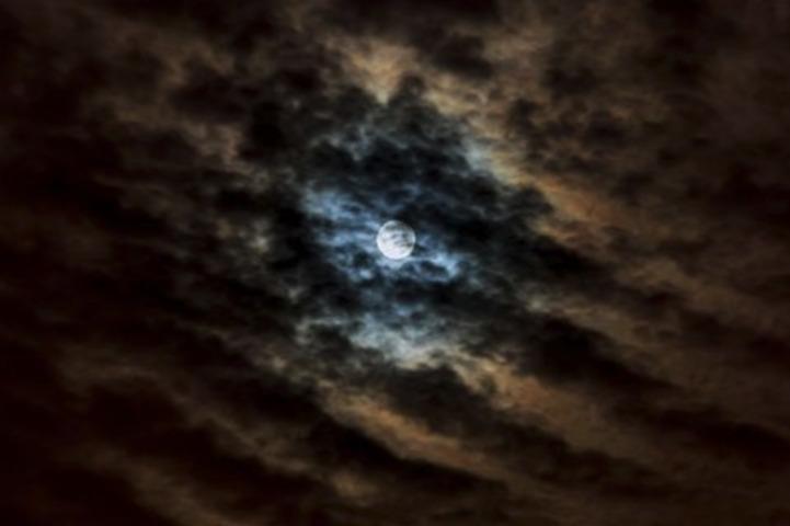 Image: April's full moon, coined the 'pink moon', will be slightly smaller than the average full moon. Source: Stockphoto.com/ungvar