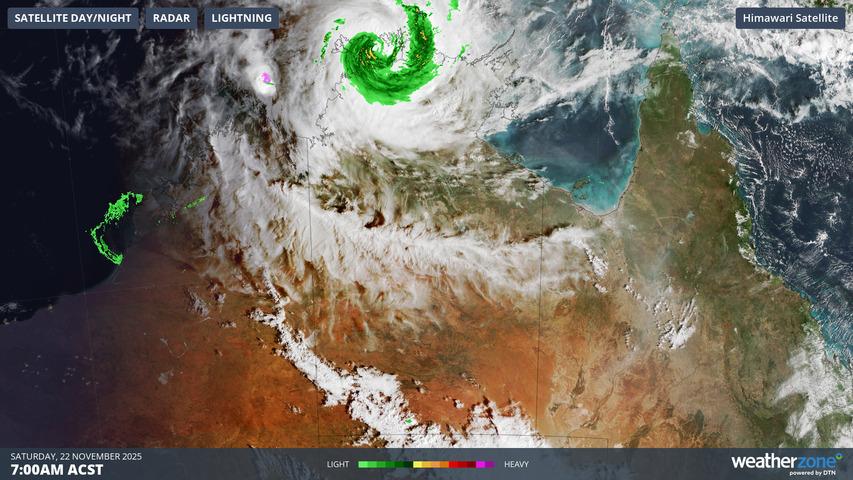 Image: Fina crossing the Cobourg Peninsula late Friday evening.. Source: Weatherzone