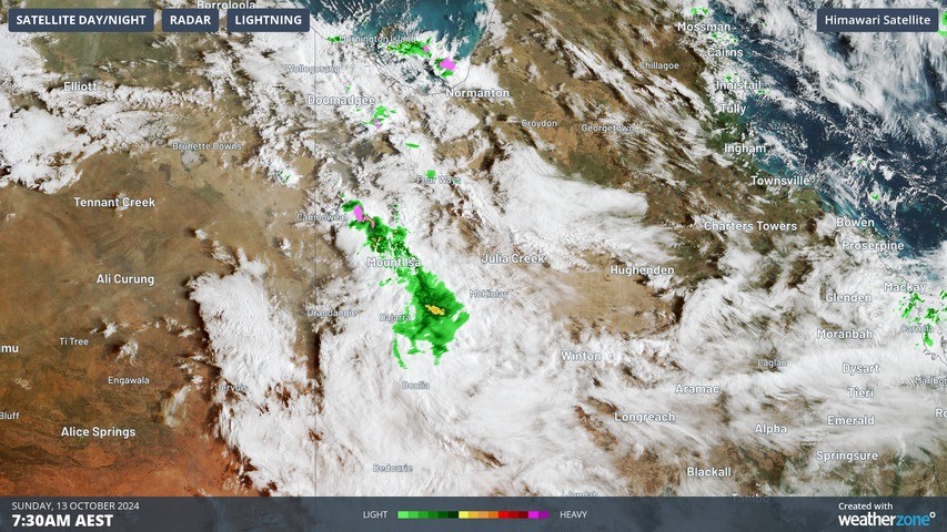 Image: Lightning strikes light up the sky over Mount Isa. Source: Weatherzone