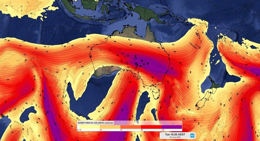 Image: A strong jet stream is driving a wintry outbreak in southeastern Australia this week. Source: Weatherzone.
