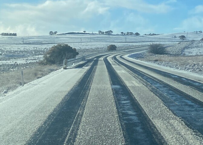 Image: Snow on the highway near Adaminaby NSW, just east of the Snowy Mountains at around 1100m above sea level on Thursday, July 10, 2025. Source: Matty Holl