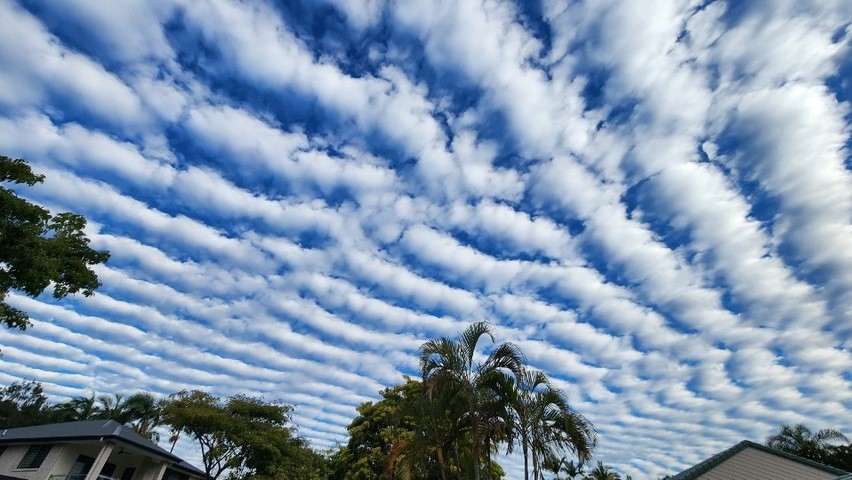 Image: 'Rippled' cloud over Queensland on Thursday, July 31st, 2025 ahead of persistent jetstream cloud. Source: Craig Mitchell, Weatherzone Senior Meteorologist