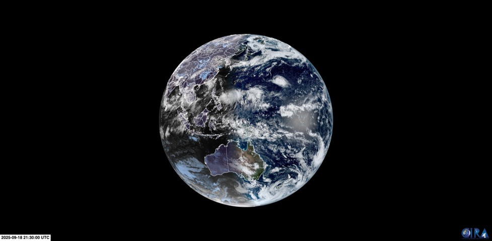Image: Satellite imagery showing the sun roughly equally illuminating the Northern and Southern Hemisphere on September 19, 2025, a few days ahead of the equinox. Source: Colorado State University/CIRA