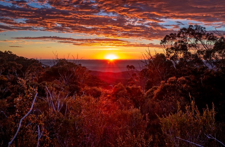 Image: There will be more daylight than darkness across Australia for the next 6 months. Source: iStock / lovleah.