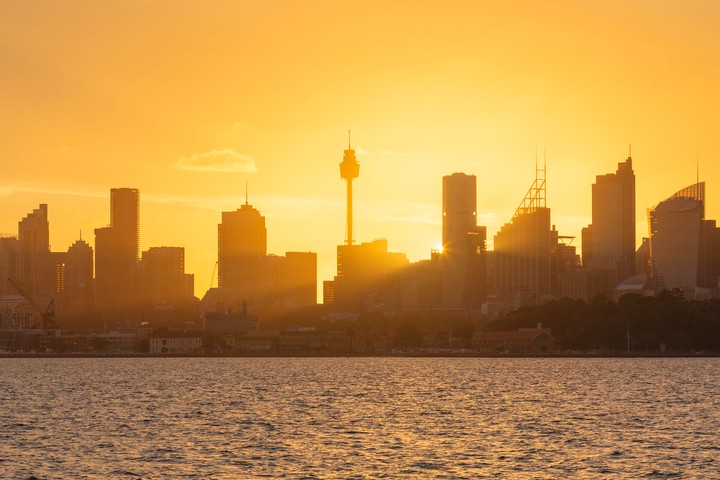 Image: Sydney has been exceptionally warm this month. Source: iStock / Brian Bornstein.