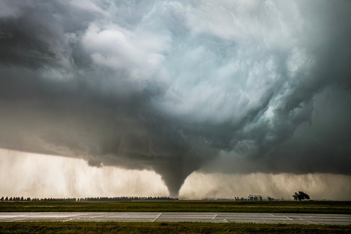 Image: Tornadoes are just one of the many dangerous elements of severe thunderstorms that can occur more frequently in the spring. Source: iStock / Francis Lavigne-Theriault