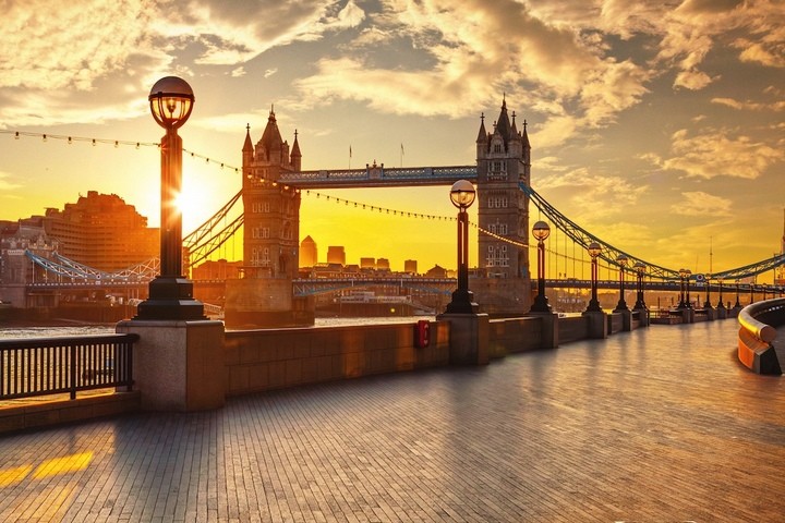 Image: There will be plenty of sunshine across the UK later this week. Source: iStock / mammuth