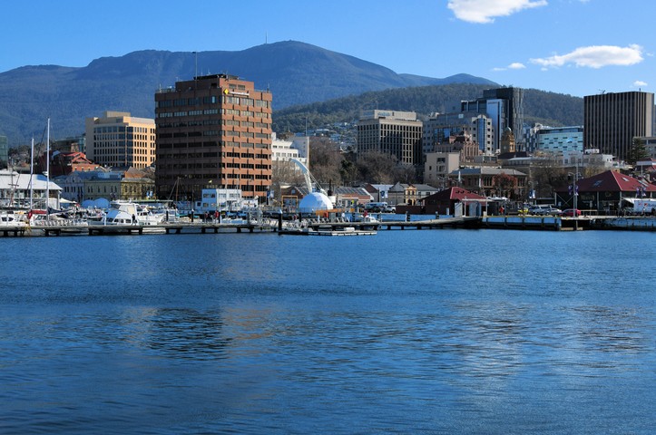 Image: A typically warm and sunny autumn 2026 day in Hobart. Source: istock/mtcurado