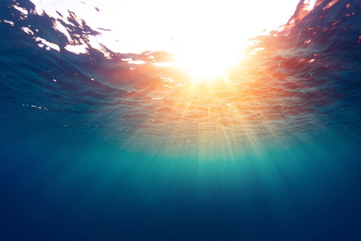 Image: A large pool of abnormally warm water lying beneath the surface Pacific Ocean raises the likelihood of El Niño in 2026. Source: iStock / mihtiander.