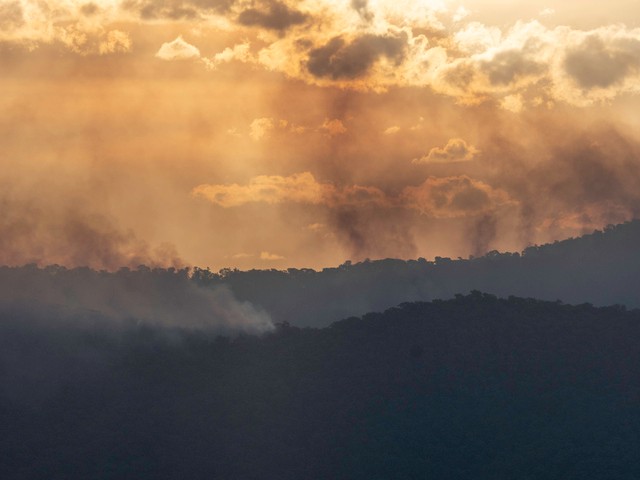Image: Smoke over Mount Buffalo National Park, Vic. Source: iStock / Chris Gordon.
