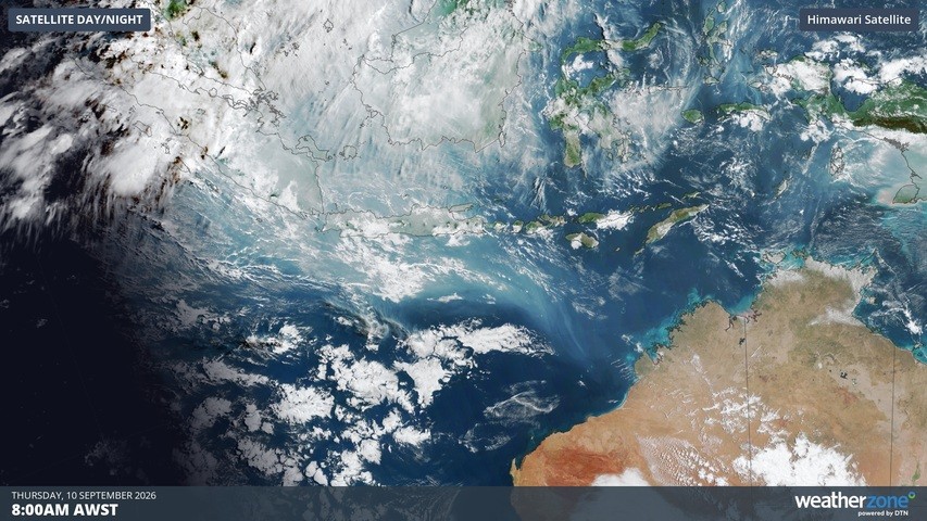 Image: Smoke drifting from Indonesia towards Australia on Thursday. Source: Weatherzone.