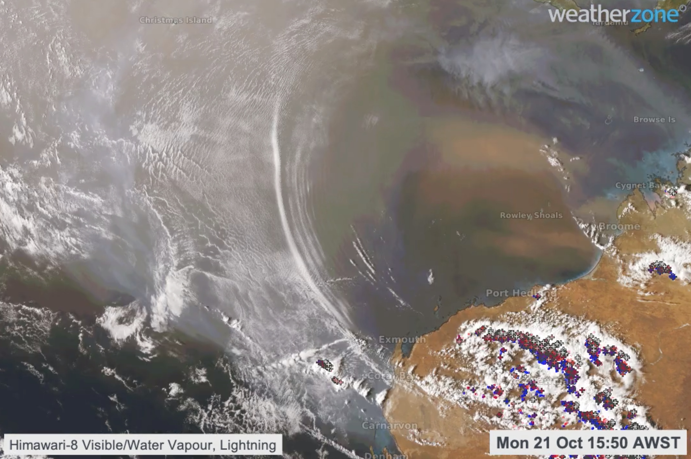 Satellite images detect waves in the sky