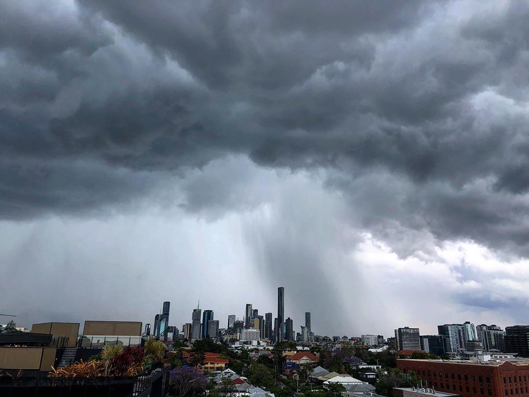 Vote early to avoid storms in Brisbane on Saturday