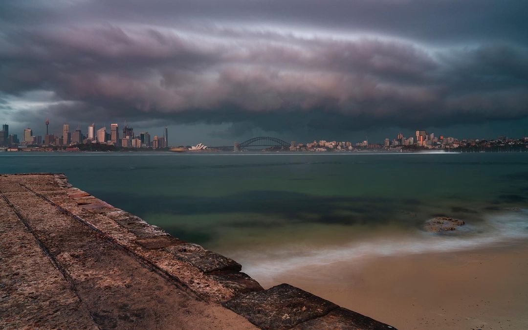 38 thousand lightning strikes as storms lash Sydney and surrounds