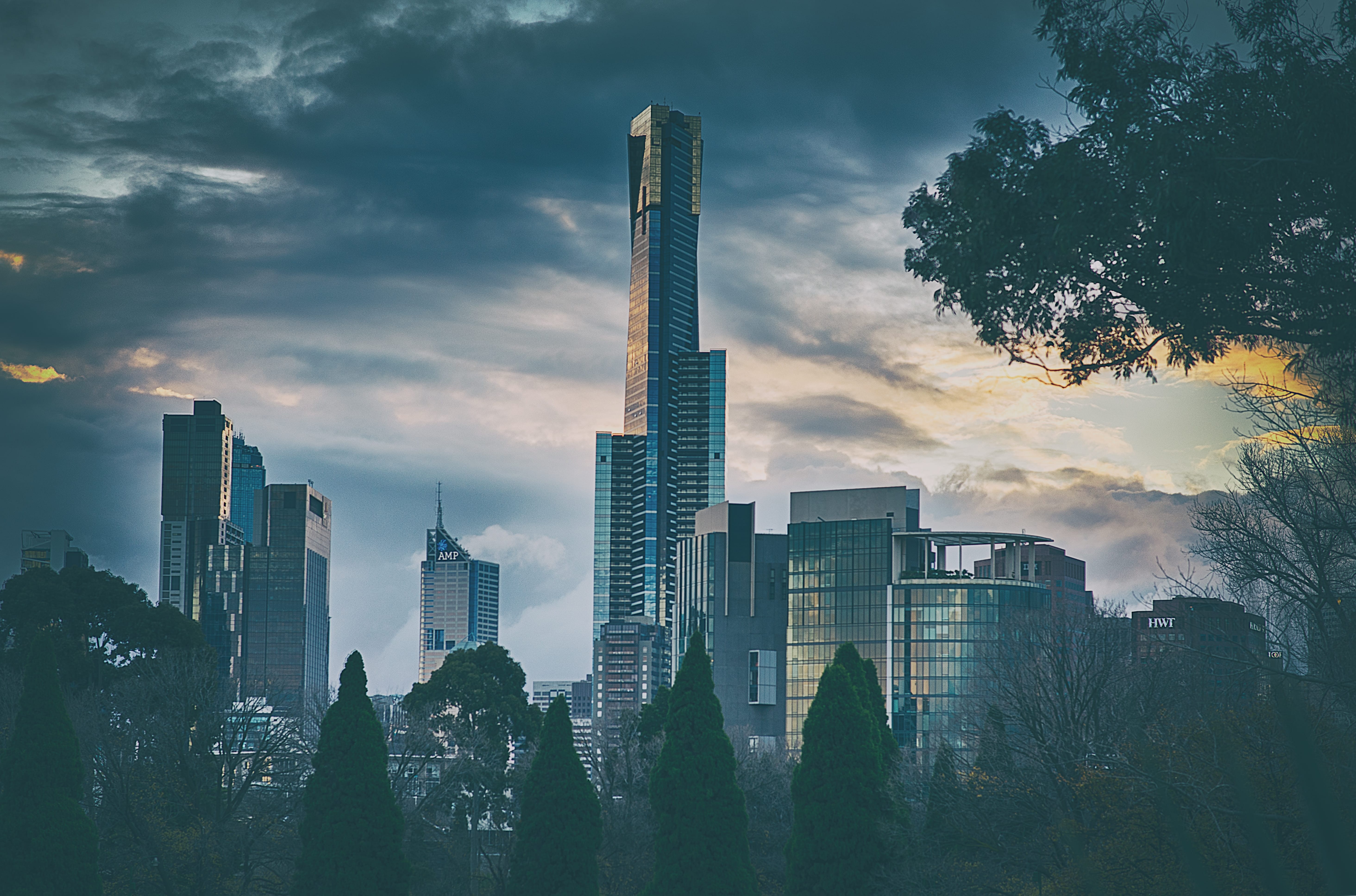 How many very cool days can we expect this winter in Melbourne? 