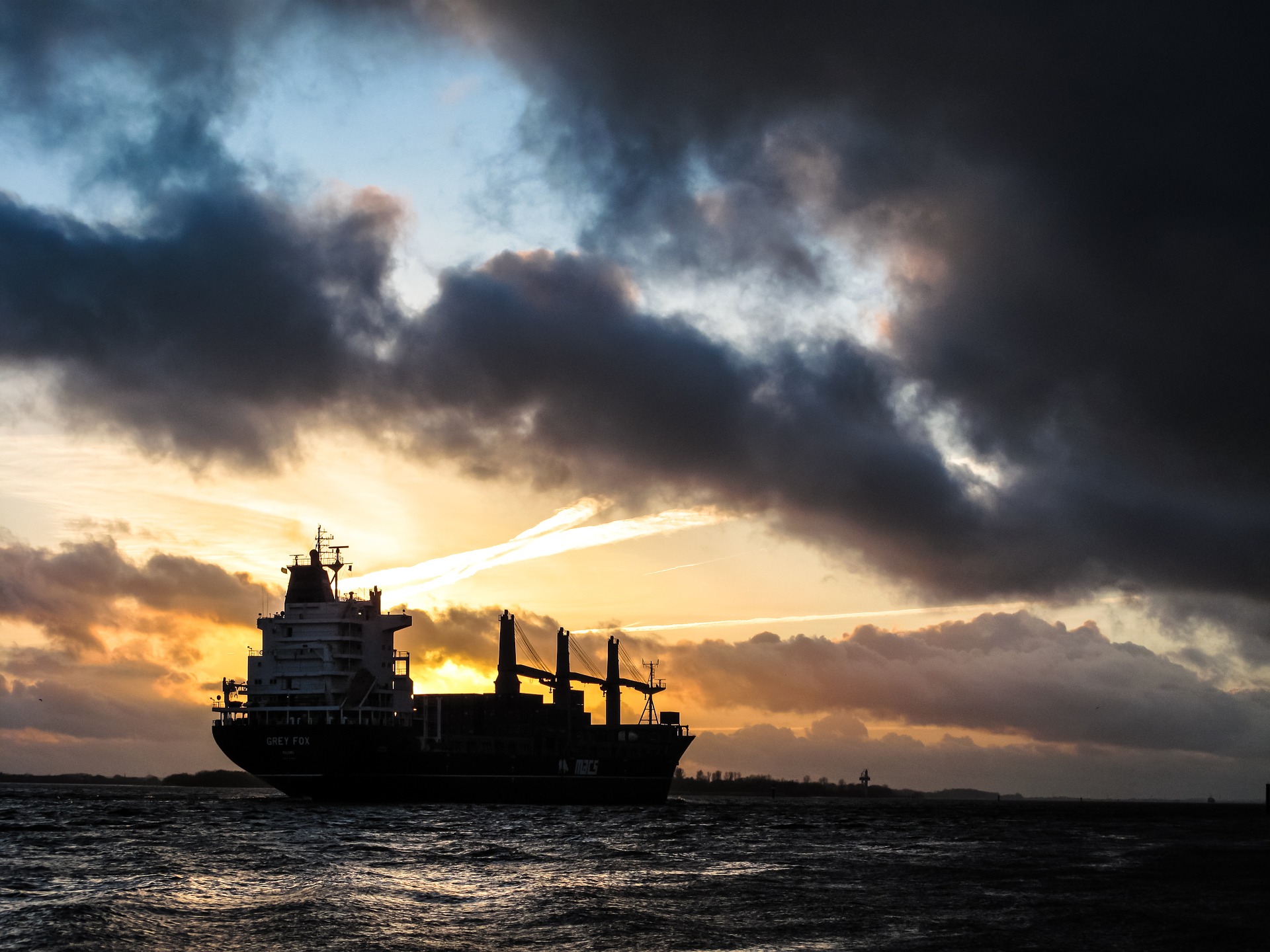 Windy weather to impact NSW port operations