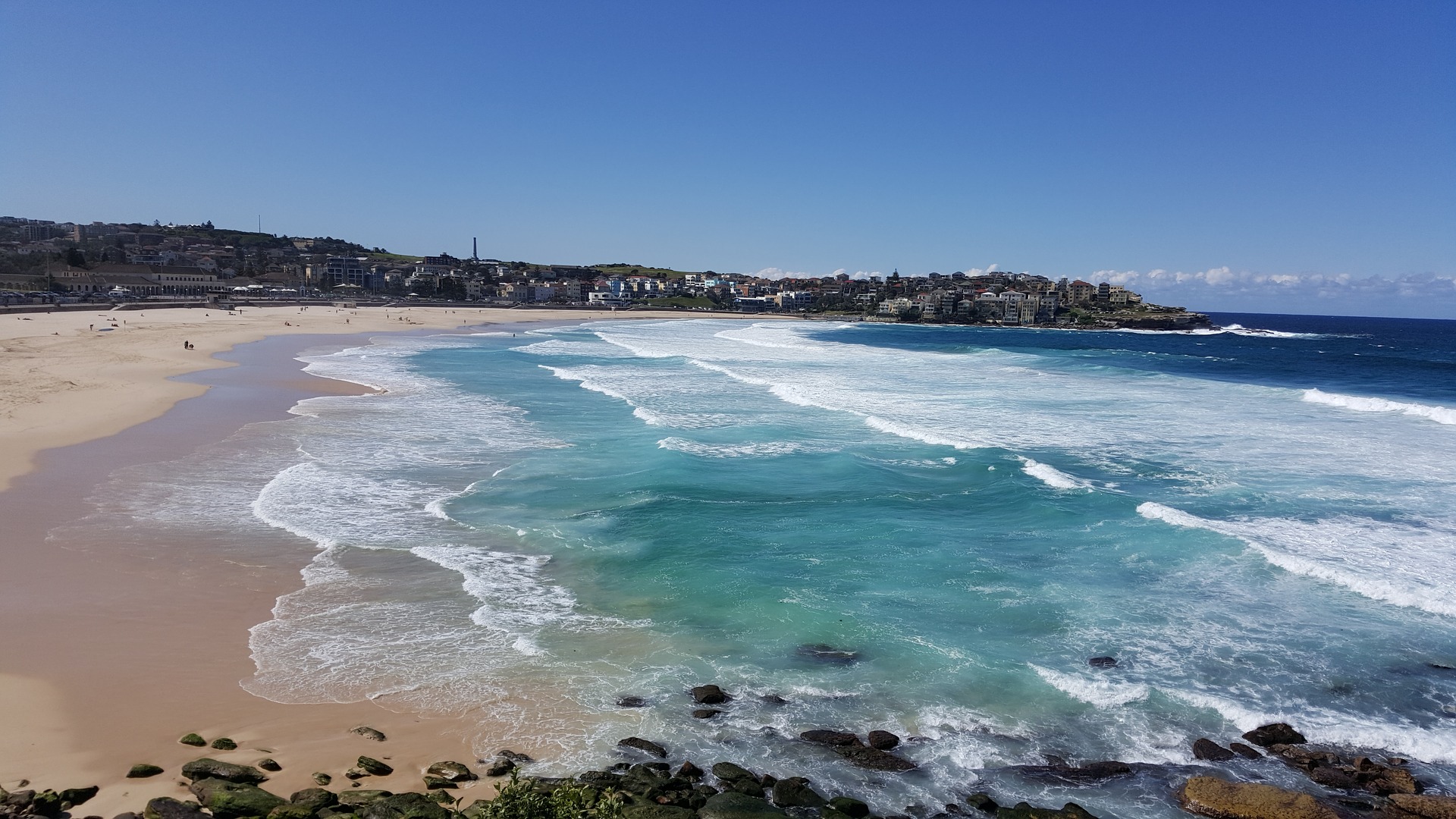 Sydney's warmest weekend in seven months
