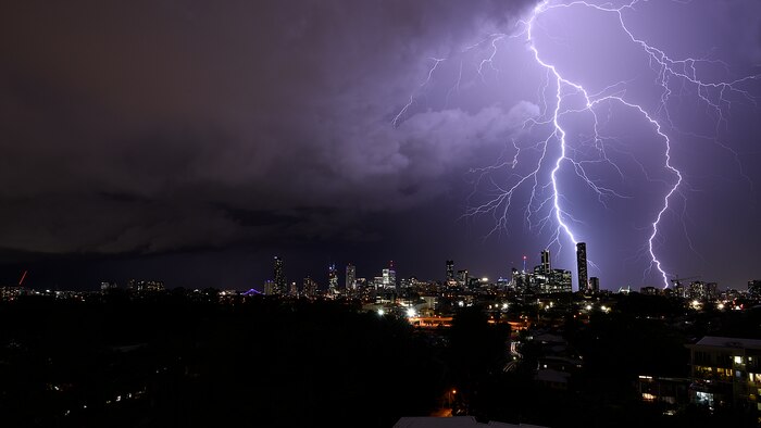 BOM forecasts more storms for southern Queensland after wild day across the state