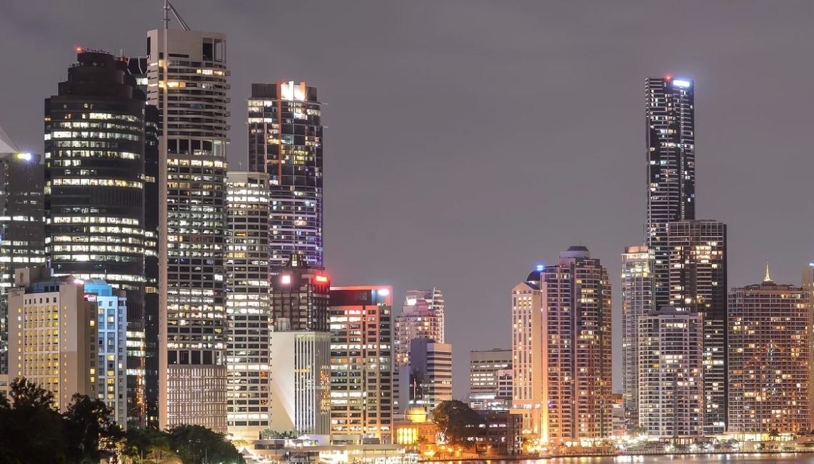 Overnight deluge was Brisbane's heaviest November drenching in 40 years