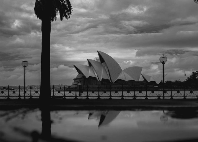 Another deluge continues Sydney's record wet year