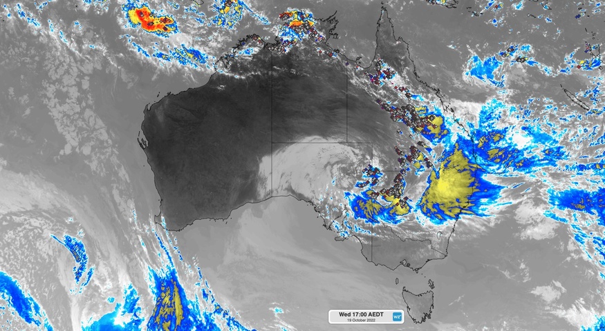 3.5 million lightning strikes in three days