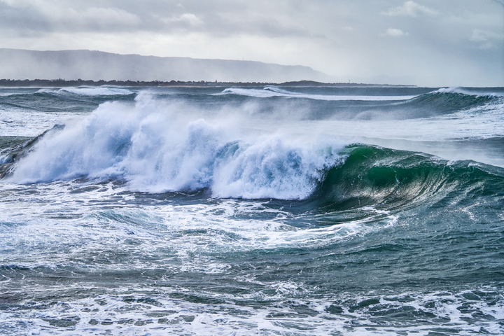 Southerly buster and large swell hitting NSW   