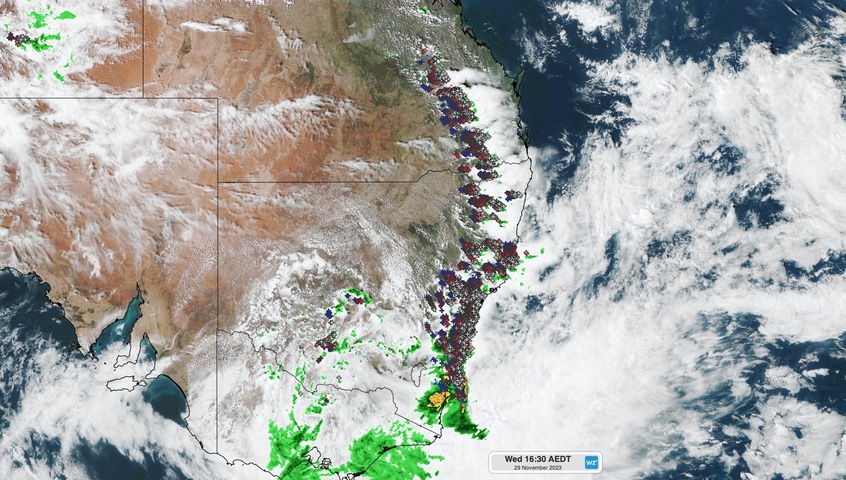 1,500 km severe storm band crossing eastern Australia