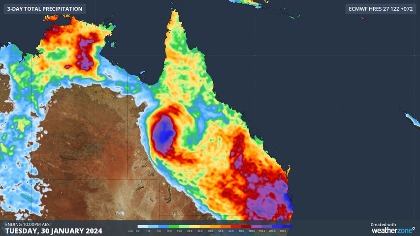 Storms bring flash-flooding across Qld