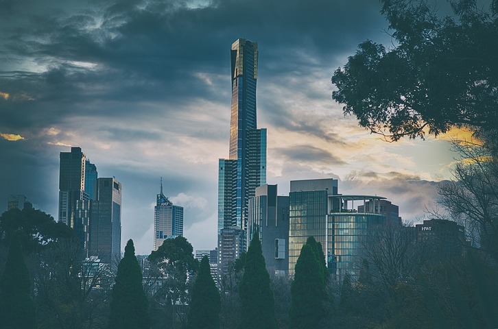 Melbourne weather strongly out of character