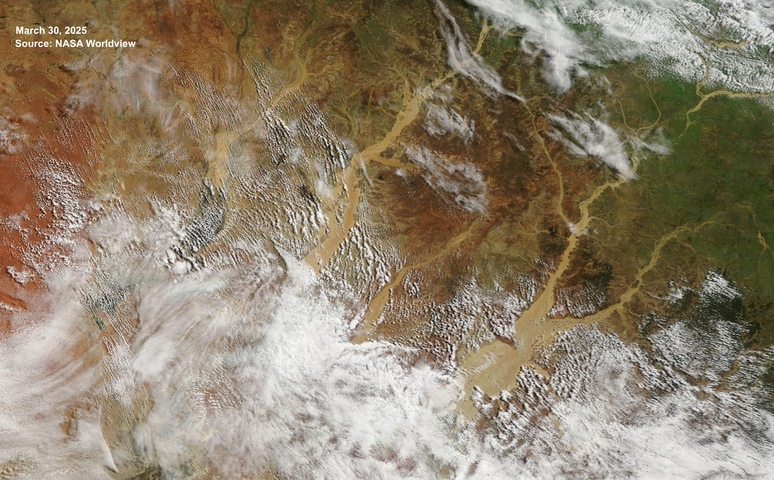 Image: Satellite image showing creeks and rivers in far SW Queensland on Sunday, March 30, 2205. Source: NASA Worldview