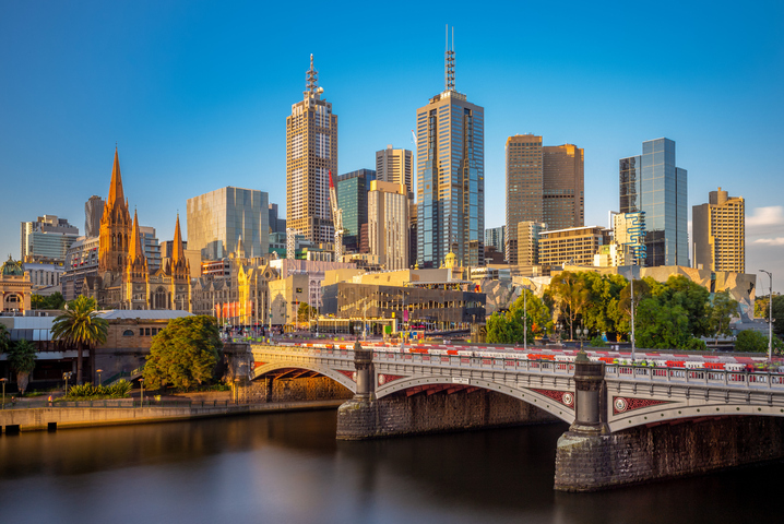 Image: It's been beautiful weather for a walk along the Yarra, not so great for gardens. Source: iStock/Jui-Chi Chan