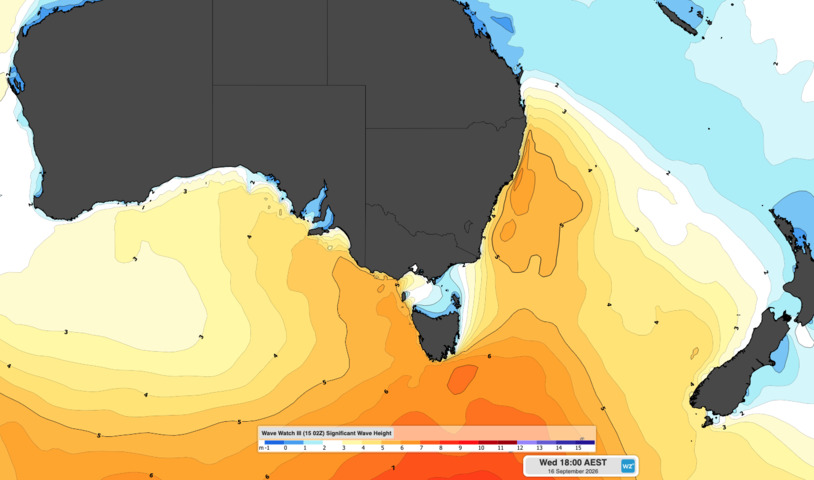 Six-metre waves and cold southerly winds sweep up Australia's east coast