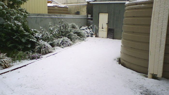 Once-in-century October snow across SA